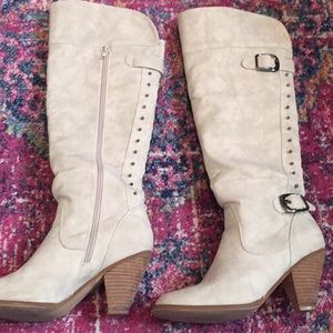 Not rated cream boots from the buckle